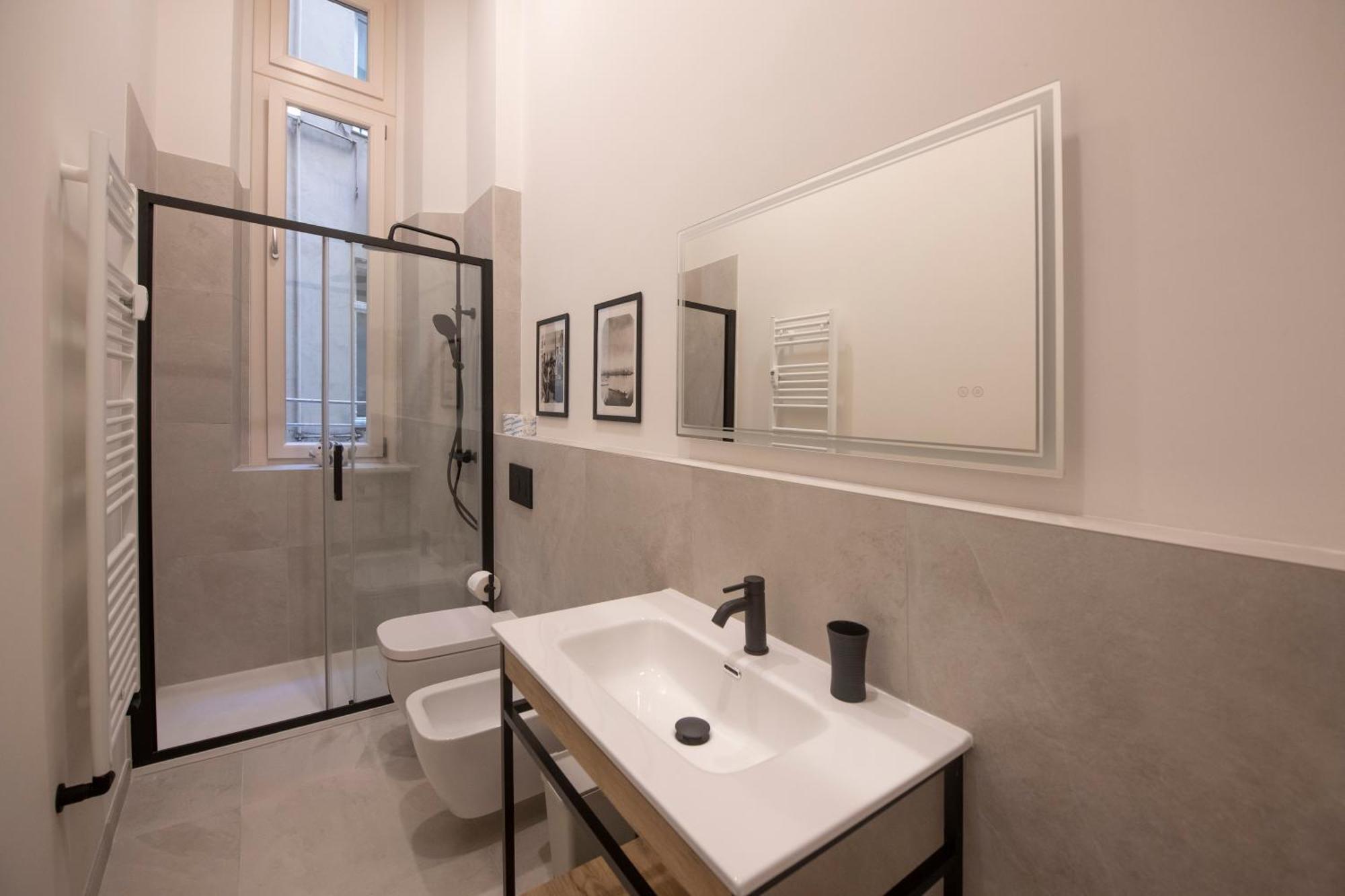 227 - Largo Zecca Luxury Apartment - Nel Cuore Del Centro Di Genova Exterior foto